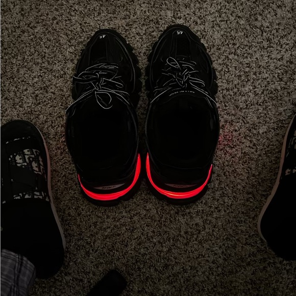 Black Balenciaga Tracks Multi Color Size 45 Worn 3 Times But in great condition - Picture 3 of 3